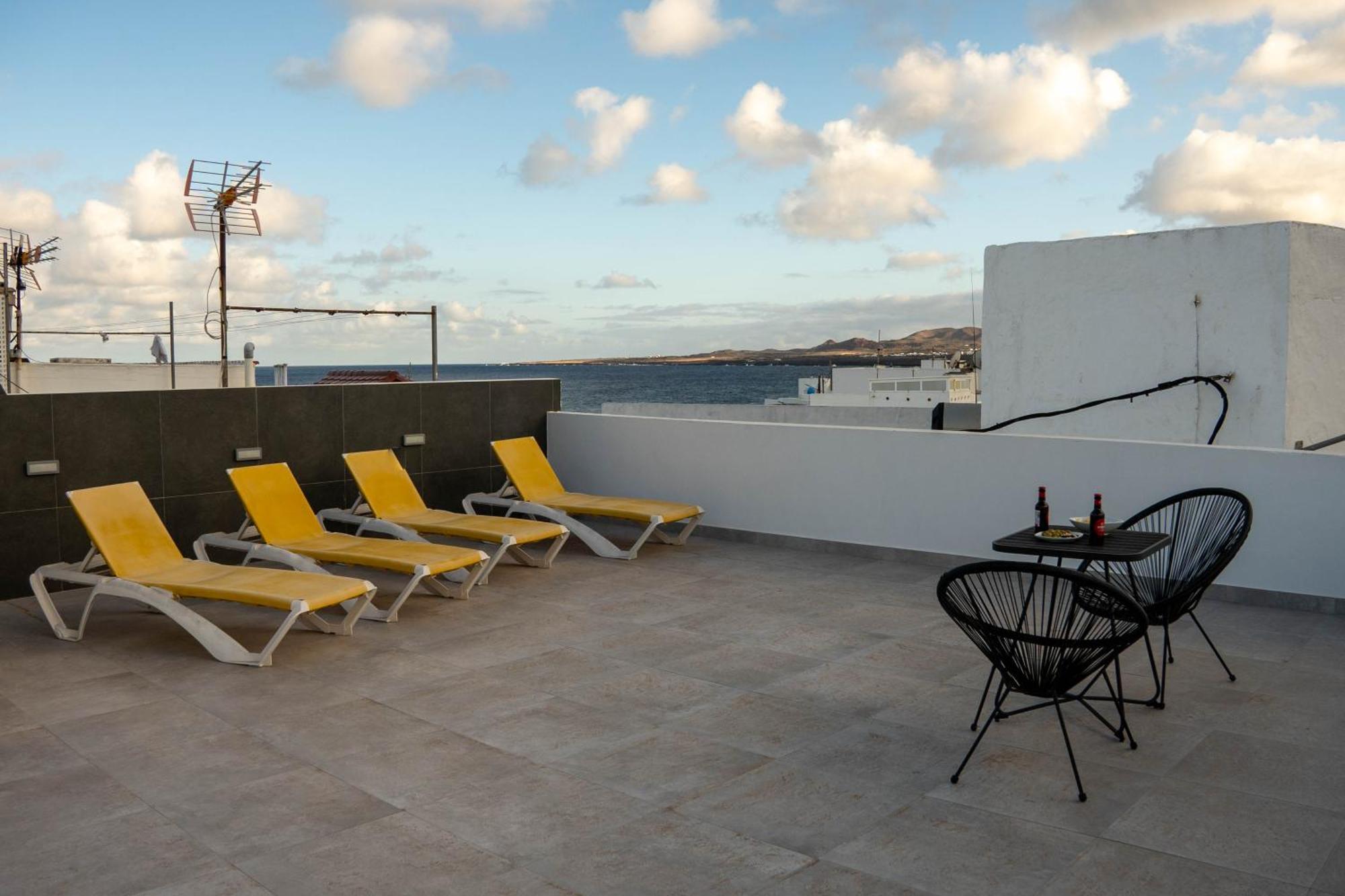 Kiposhi Beach Apartments Punta Mujeres Haría Eksteriør billede